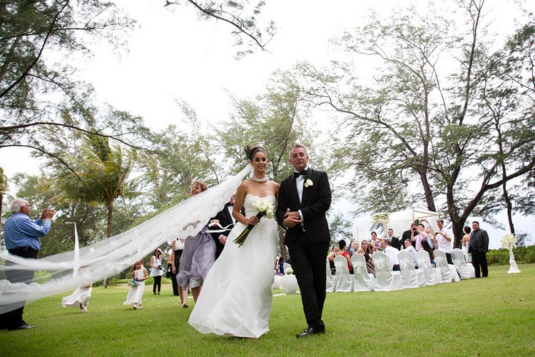 Phuket wedding couple