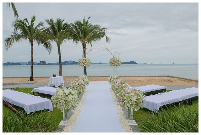 Phuket villa wedding florist