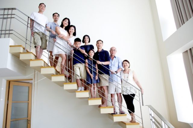 Phuket photo family
