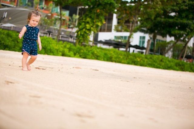 Phuket family photographer