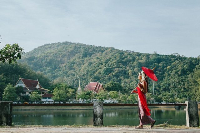 Thai dress