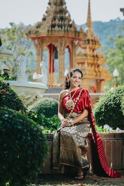 Thai dress