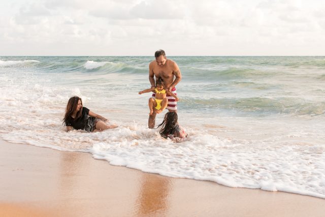 Phuket family photographer